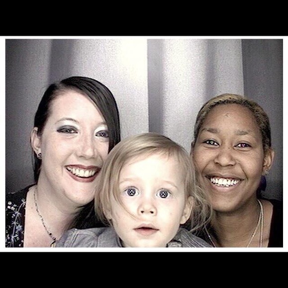 Meet your Posher, Aziza - Picture 9 of 9